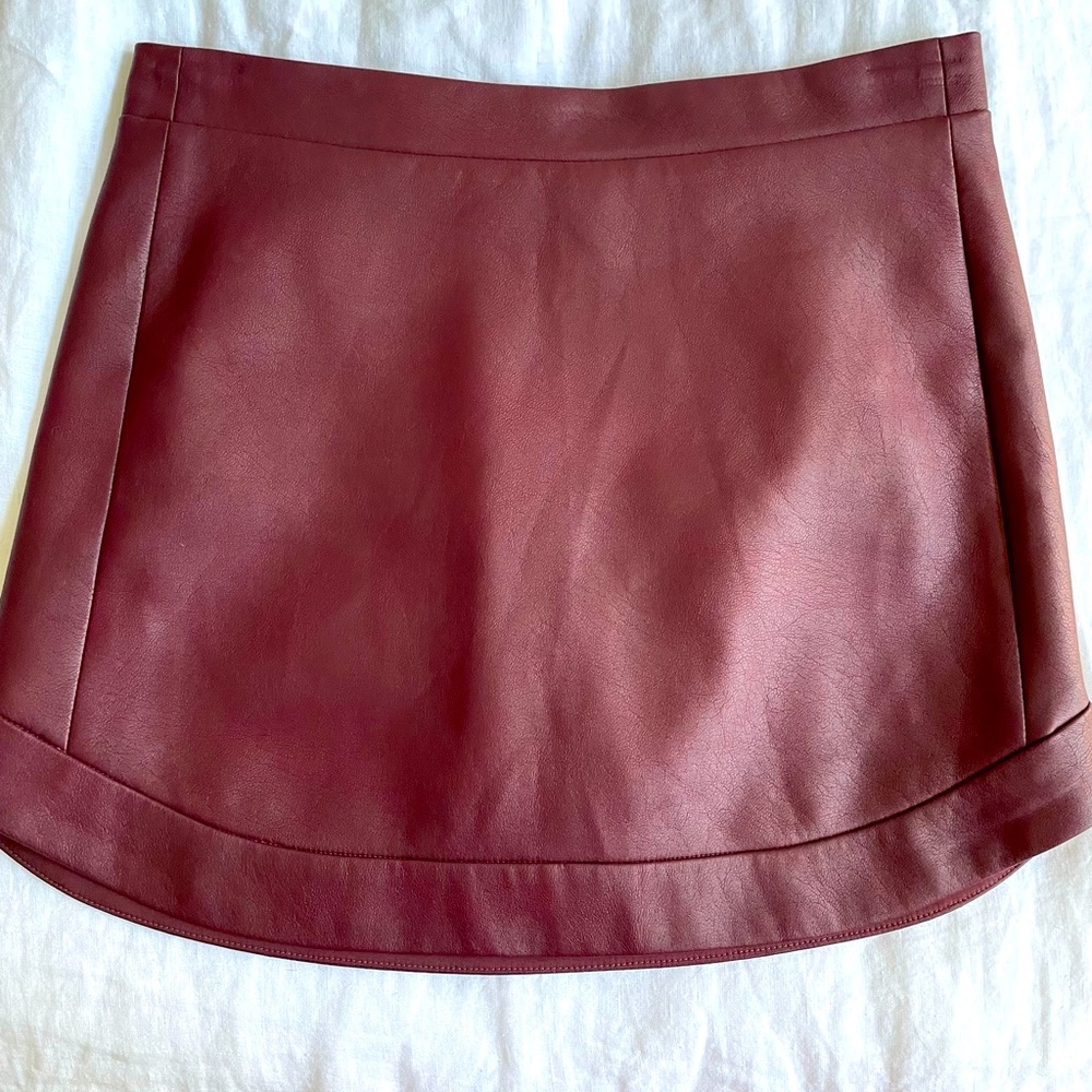 BCBG Burgundy mini Skirt